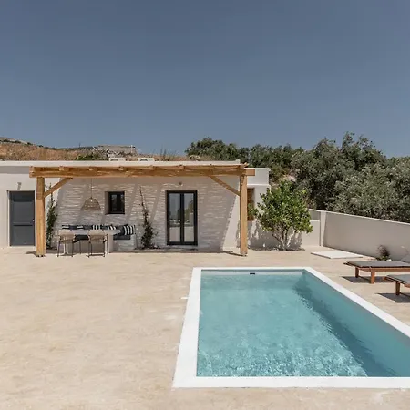 Golden With Private Pool *